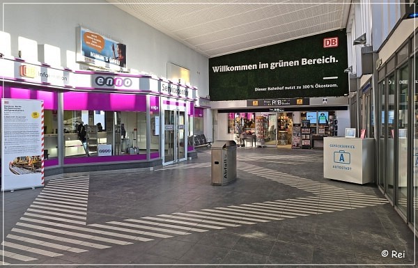 Wege vom Hauptbahnhof Wolfsburg zur Autostadt